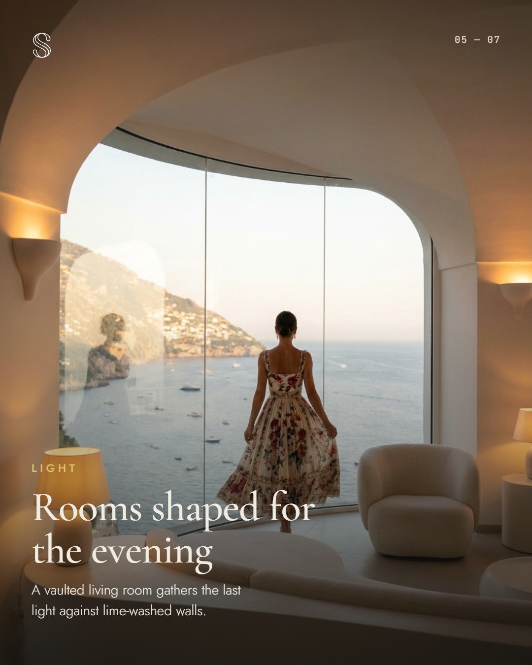 Cliff House — Wohnraum im Abendlicht